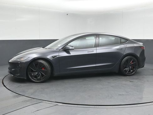 Used 2024 Tesla Model 3 Performance image 4