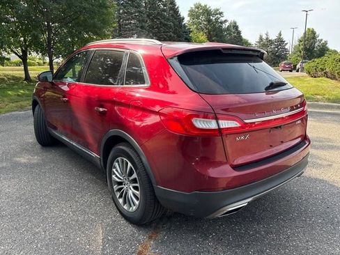 Used 2016 Lincoln MKX Select w/ Select Plus Package AWD/4WD image 4