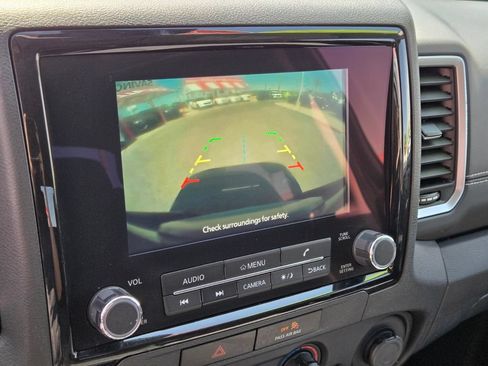 Used 2022 Nissan Frontier SV RWD image 25