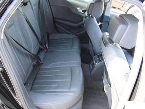 Used 2021 Audi A4 2.0T Premium w/ Convenience Package image 30