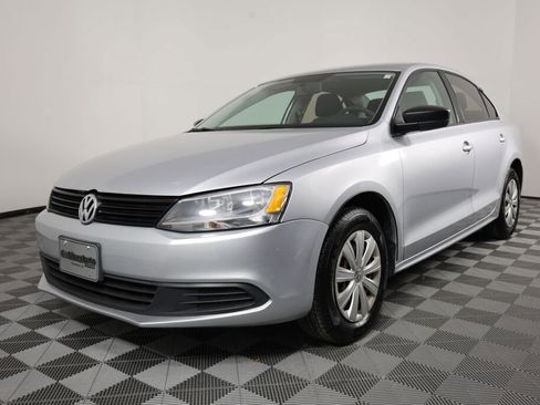 Used 2012 Volkswagen Jetta Sedan image 5