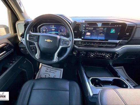 Used 2024 Chevrolet Silverado 2500 LTZ w/ LTZ Convenience Package image 5