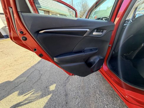 Used 2015 Honda Fit LX image 44