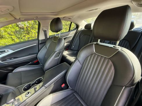 Used 2019 Genesis G70 2.0T Advanced w/ Elite Package RWD image 53