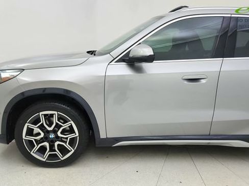 Used 2025 BMW X1 xDrive28i AWD/4WD image 10