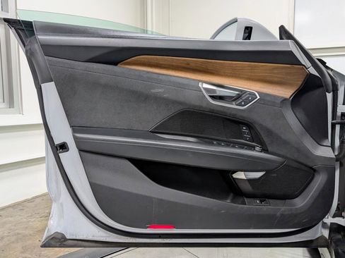 Used 2023 Audi e-tron GT Premium Plus image 13