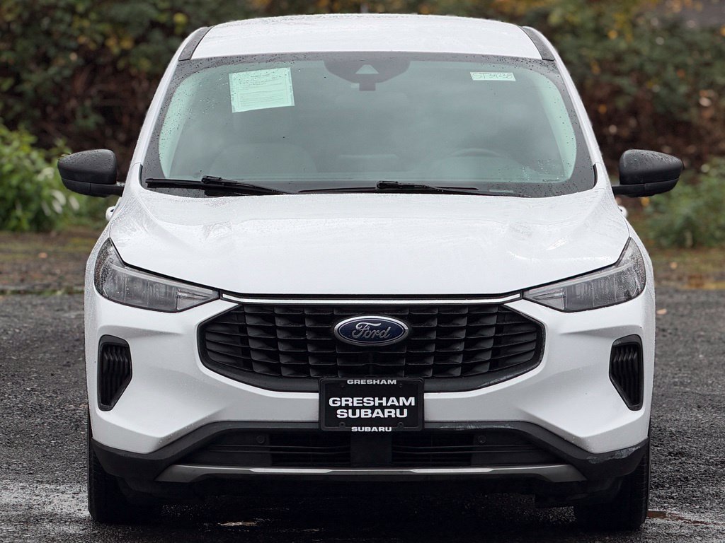 Used 2023 Ford Escape Active FWD image 2