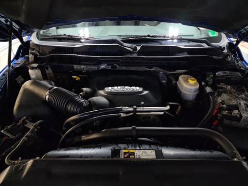 Used 2017 RAM 2500 Tradesman w/ Chrome Appearance Group image 37