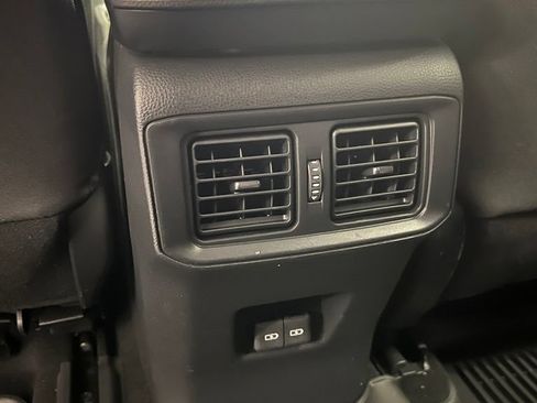 Certified 2023 Toyota RAV4 XLE w/ Convenience Package AWD/4WD image 18