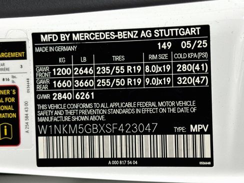 Certified 2025 Mercedes-Benz GLC 350e 4MATIC image 26