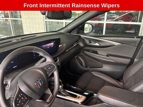 Used 2024 Buick Envista Avenir FWD image 8