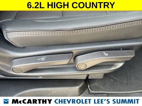 Used 2025 Chevrolet Tahoe High Country image 29