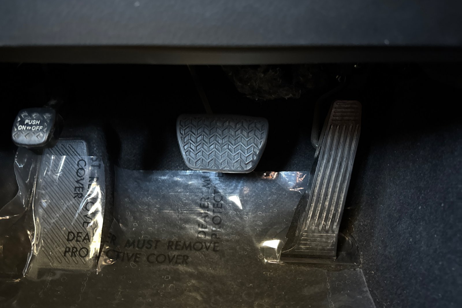 Used 2024 Toyota Camry SE FWD image 33