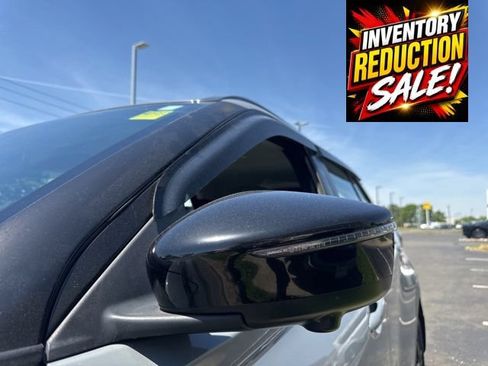 Used 2021 Nissan Kicks SR w/ SR Premium Package FWD image 27