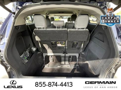 Used 2025 Toyota Sienna XLE FWD image 23