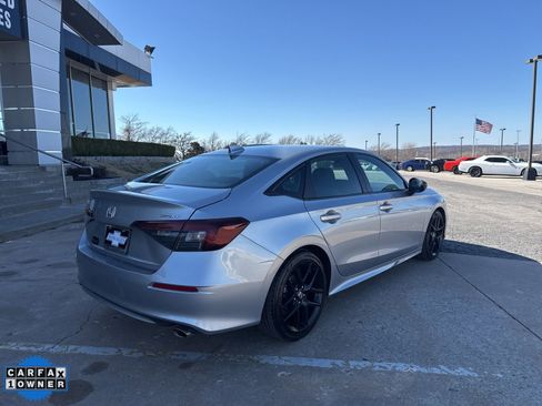 Used 2025 Honda Civic Sport image 3