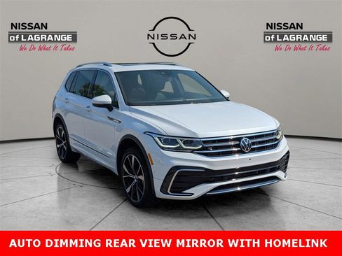 Used 2022 Volkswagen Tiguan SEL R-Line image 3