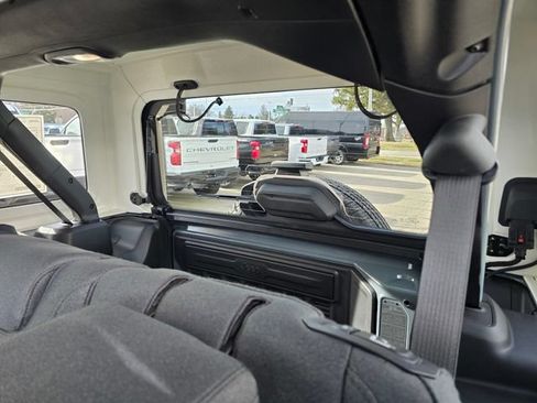 Used 2025 Jeep Wrangler Unlimited Sport AWD/4WD image 23