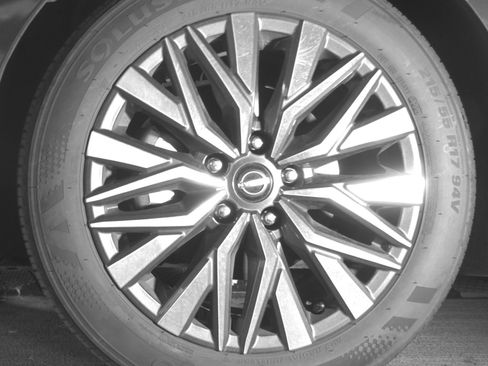 Used 2025 Nissan Altima 2.5 SV image 12