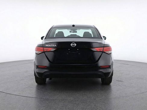 Used 2025 Nissan Sentra SV FWD image 6