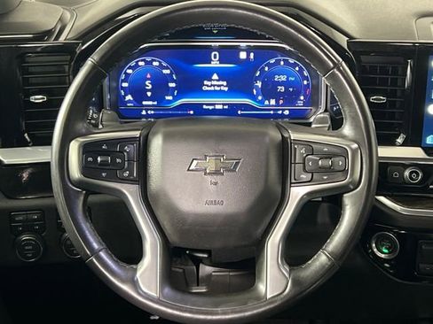 Used 2022 Chevrolet Silverado 1500 RST image 17