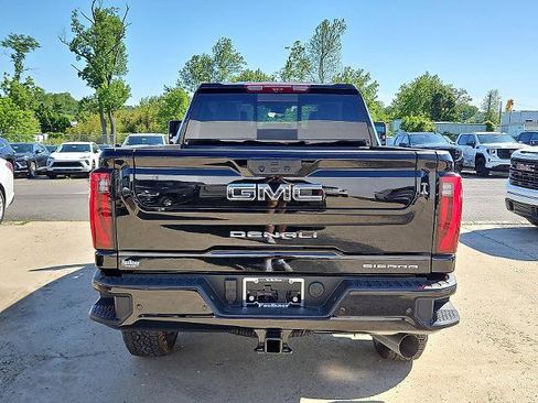 New 2026 GMC Sierra 2500 Denali Ultimate AWD/4WD image 5