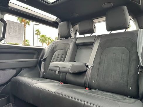 Used 2023 Land Rover Defender 90 V8 AWD/4WD image 19