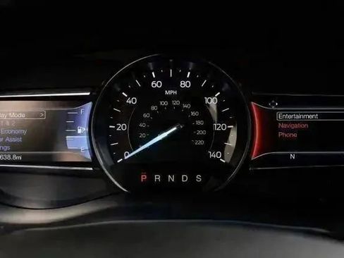 Used 2016 Ford Explorer Limited image 24