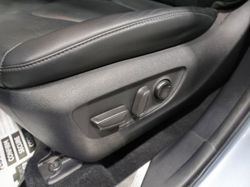 Used 2020 Toyota Highlander Platinum AWD/4WD image 12