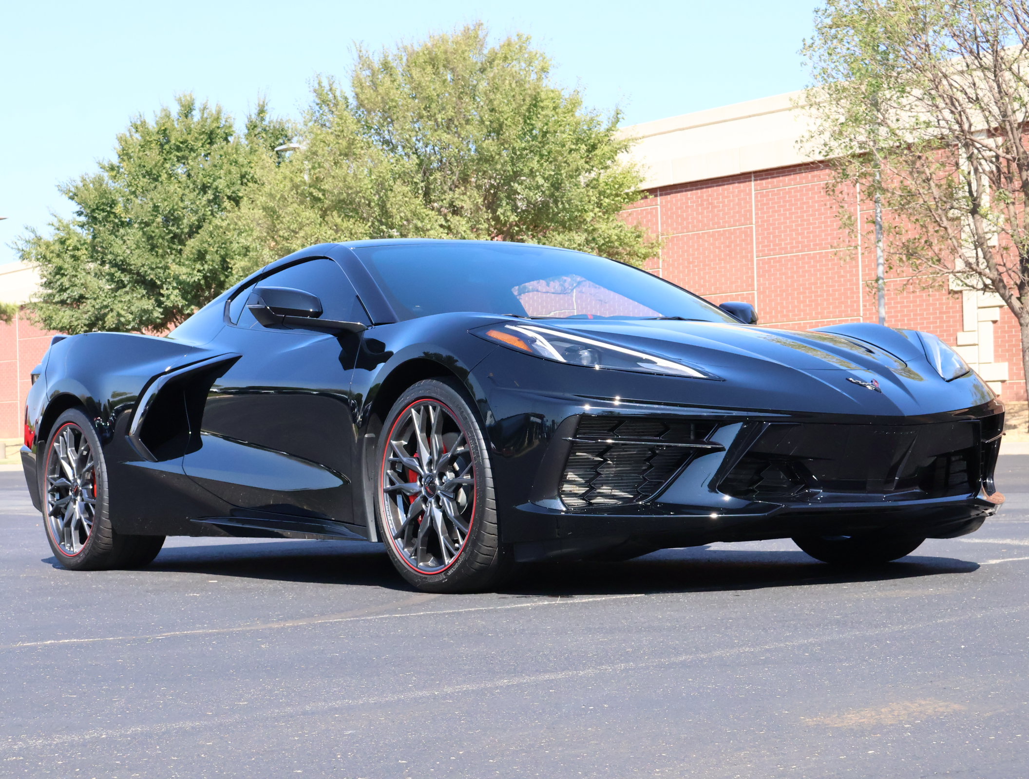 Used 2023 Chevrolet Corvette Stingray Coupe w/ 1LT RWD image 1