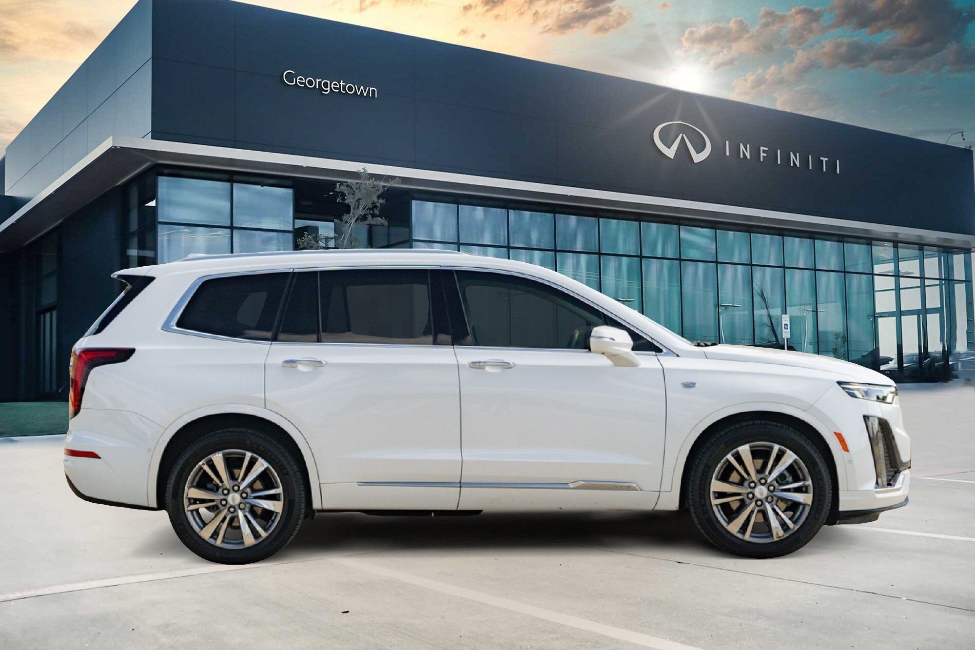 Used 2022 Cadillac XT6 Premium Luxury w/ Technology Package FWD image 4