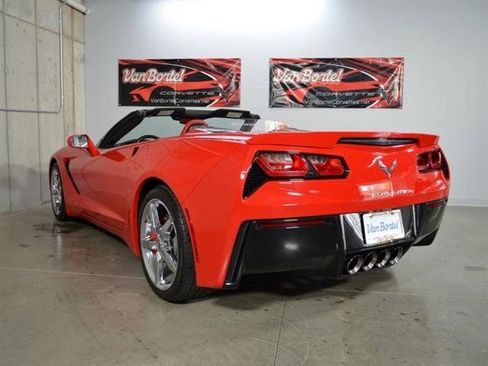 Used 2014 Chevrolet Corvette Stingray w/ 2LT Preferred Equipment Group image 7