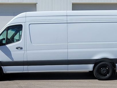 New 2025 Mercedes-Benz Sprinter 2500