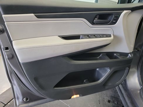 Certified 2024 Honda Odyssey EX-L image 13