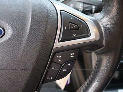 Used 2014 Ford Fusion SE w/ Equipment Group 202A FWD image 27