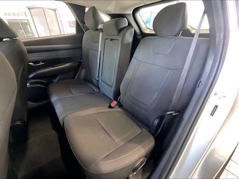 Used 2025 Hyundai Tucson SE FWD image 14