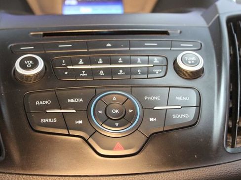Used 2018 Ford Escape SE AWD/4WD image 25