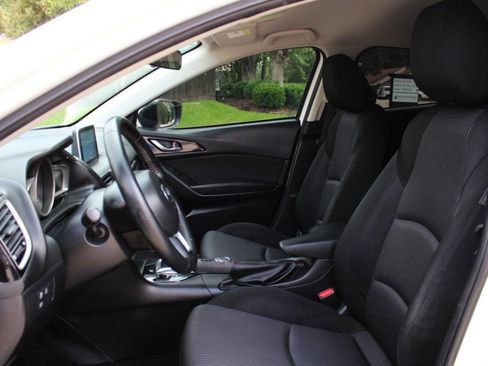 Used 2015 MAZDA MAZDA3 i Touring FWD image 10