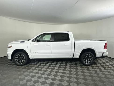 New 2026 RAM 1500 Laramie AWD/4WD image 10