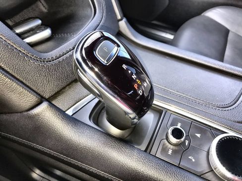 Used 2024 Cadillac XT5 Sportv w/ LPO, Floor Liner Package AWD/4WD image 19
