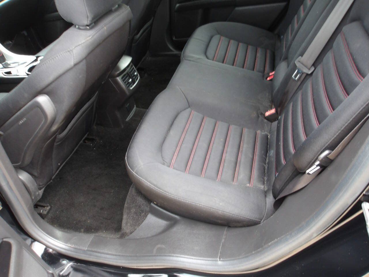 Used 2016 Ford Fusion SE FWD image 24