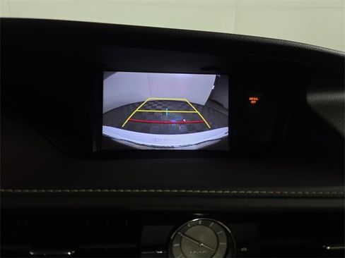 Used 2018 Lexus ES 300h image 14