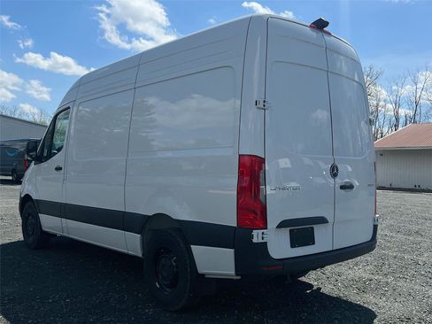 New 2025 Mercedes-Benz Sprinter 2500 image 4