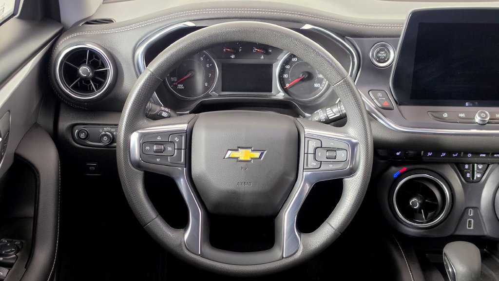 Used 2025 Chevrolet Blazer LT w/ Redline Edition FWD image 31