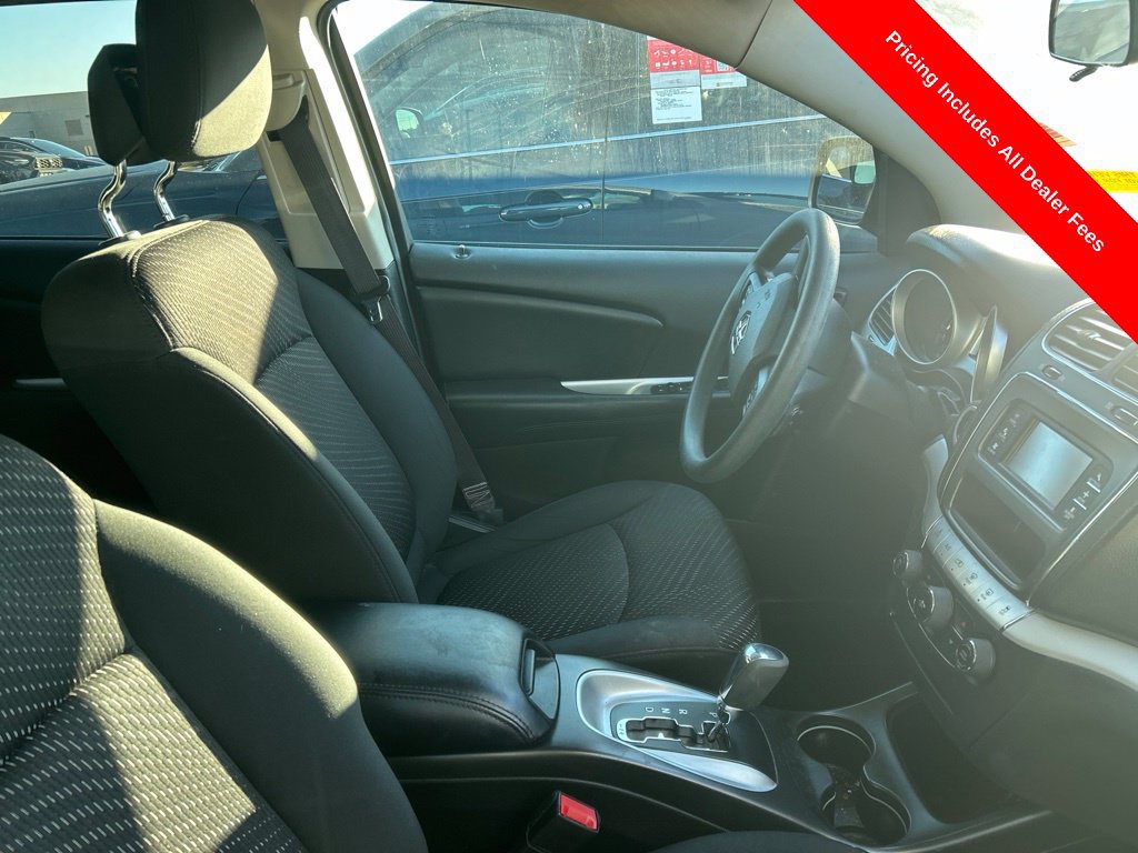 Used 2016 Dodge Journey SXT w/ Comfort/Convenience Group FWD image 3