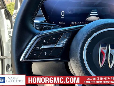 Used 2025 Buick Enclave Preferred image 11