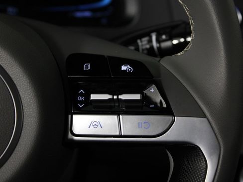 Certified 2026 Hyundai Elantra Sport FWD image 27