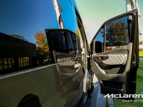 Used 2020 Mercedes-Benz Sprinter 3500 w/ Windows All Around Package image 16