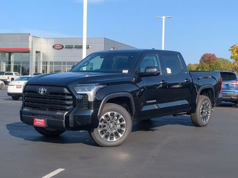 New 2026 Toyota Tundra SR5 image 2