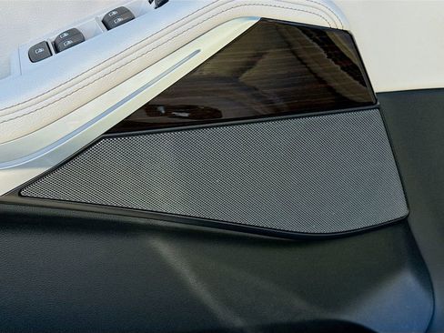 Used 2019 BMW X5 xDrive40i w/ Luxury Seating Package image 25